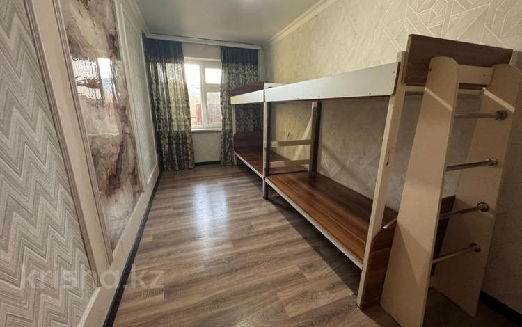 2-бөлмелі пәтер · 42 м² · 1/5 қабат, 8-ш/а. 15, бағасы: 14 млн ₸ в Актау, 8-й мкр — фото 3