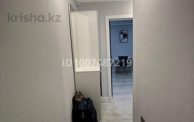1-бөлмелі пәтер · 30.3 м², Желтоксан 14 — Магазин Палитра, бағасы: 11 млн ₸ в Жезказгане — фото 2