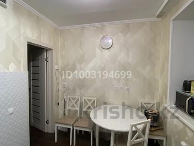 Пәтерлер в Карагандинской обл.: 3-бөлмелі пәтер · 81 м² · 7/10 қабат, Ермекова — КВШ, зоопарк, ост березка, бағасы: 270 000 〒 3-бөлмелі пәтер · 81 м² · 7/10 қабат, Ермекова — КВШ, зоопарк, ост березка, бағасы: 270 000 〒 в Караганде, Казыбек би р-н