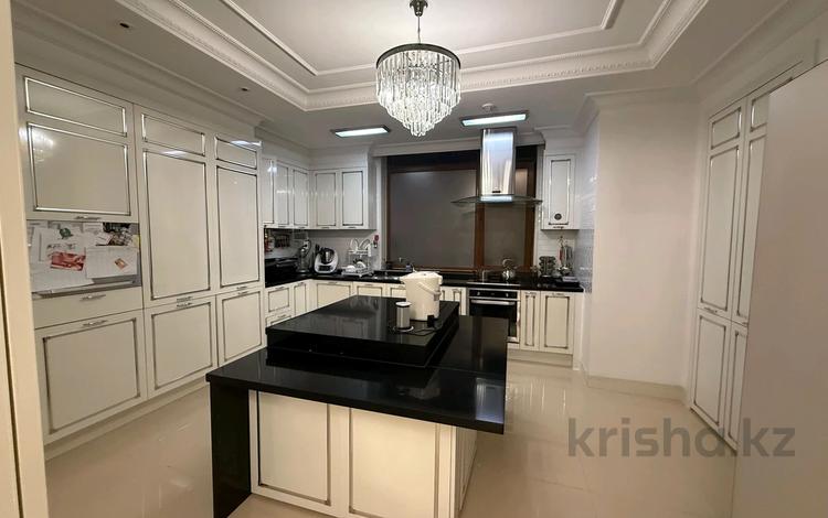 4-комнатная квартира · 175.5 м² · 14/26 этаж, Кошкарбаева 8 — Блок Е1 за 140 млн ₸ в Астане, Сарайшык р-н — фото 2
