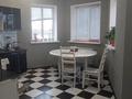 Отдельный дом · 4 комнаты · 140 м² · 140 сот., мкр Акжайык, Акжайык Тендик 110 — 12 кошеден киргенде за 30 млн ₸ в Атырау — фото 37