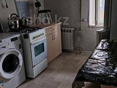 3-бөлмелі пәтер · 48 м² · 4/5 қабат, Сулеменова 70 — Стадион Локомотив, бағасы: 100 000 〒 в 