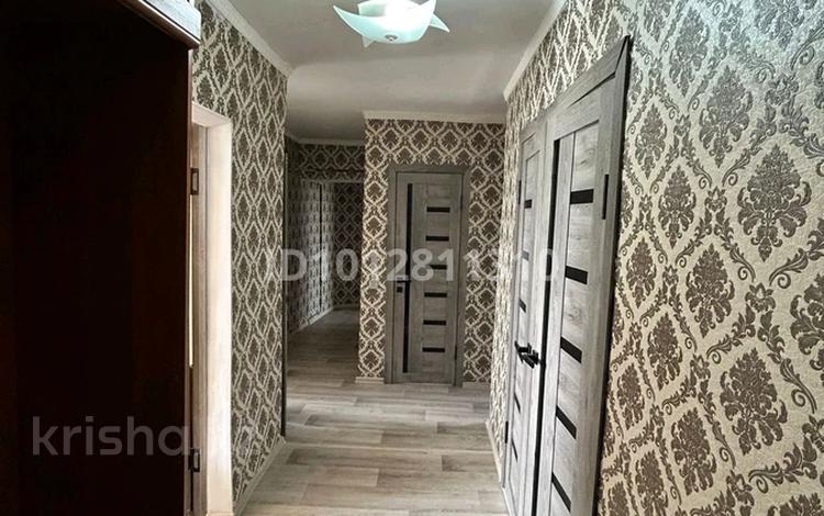 4-комнатная квартира · 75 м² · 4/5 этаж, Мкр. акмечеть 20 за 180 000 ₸ в  — фото 2
