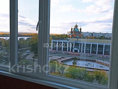 1-бөлмелі пәтер · 34 м² · 7/9 қабат, Набережная 1 — Пл.Конституции, бағасы: 160 000 〒 в Павлодаре