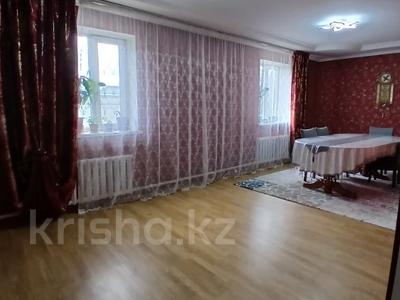 Отдельный дом · 8 комнат · 203 м² · 10 сот., мкр Уркер за 34.5 млн 〒 в Астане, Нура р-н