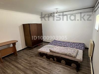 Часть дома · 1 комната · 30 м² · 10 сот., мкр Калкаман-2, Калкаман 2 — Шаляпина Ашимова за 110 000 ₸ в Алматы, Наурызбайский р-н