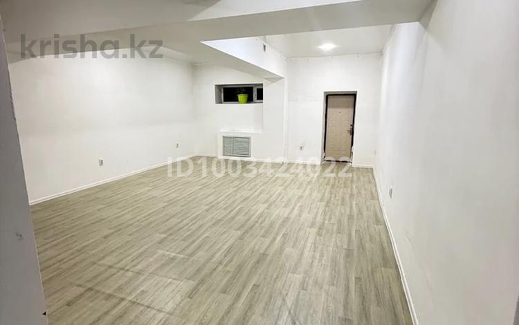 Свободное назначение · 73.7 м² за 8.5 млн 〒 в Караганде, Казыбек би р-н — фото 28