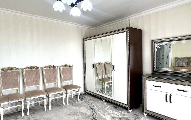 4-комнатная квартира · 86.7 м² · 10/10 этаж, мкр Юго-Восток, мкр Степной 4 11 за 30 млн ₸ в Караганде, Казыбек би р-н — фото 2