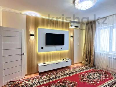 2-бөлмелі пәтер · 57 м² · 4/5 қабат, Нұрсая ш/а. 66, бағасы: 400 000 ₸ в Атырау, мкр Нурсая