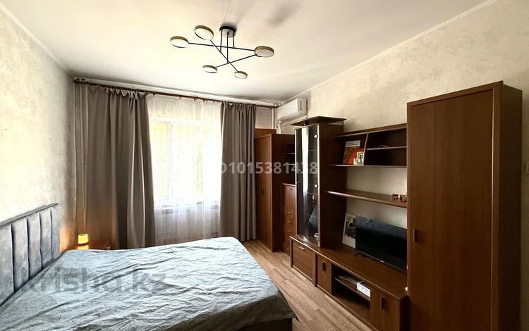 1-комнатная квартира · 45 м² · 2/5 этаж, Жарокова — Жарокова- Басенова за 270 000 ₸ в Алматы, Бостандыкский р-н — фото 2