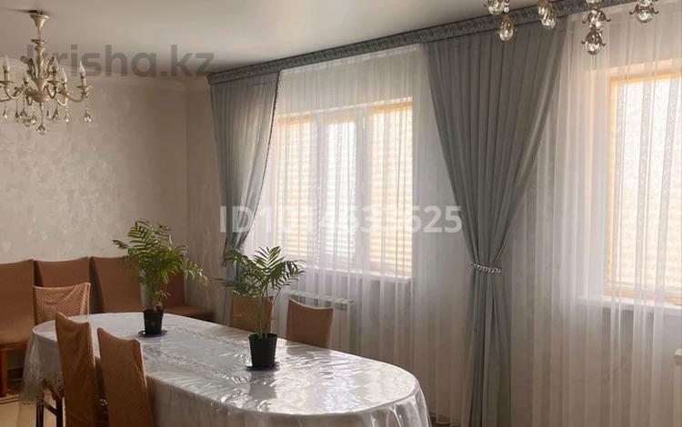 Жеке үй · 6 бөлме · 180 м² · 10 жүзд., Абая уч 972 — Центральная улица, бағасы: 30 млн ₸ в Актобе — фото 2