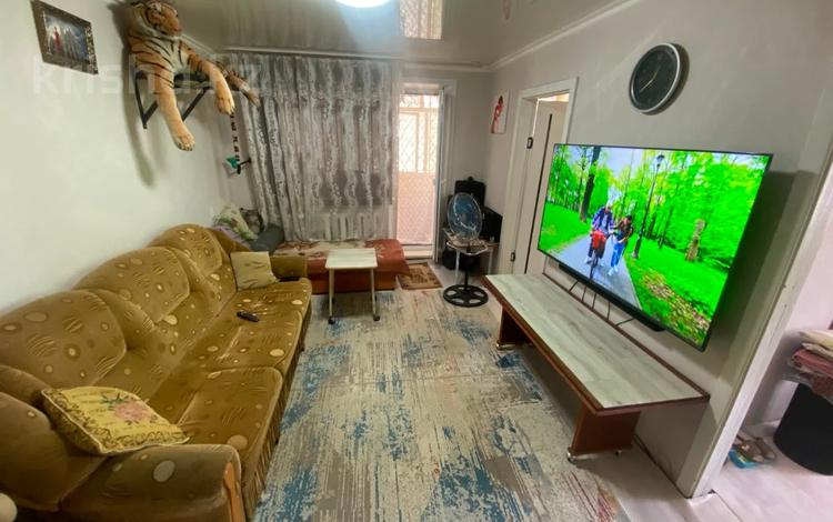 3-бөлмелі пәтер · 47.7 м² · 3/5 қабат, каирбекова 371, бағасы: 18 млн ₸ в Костанае — фото 2