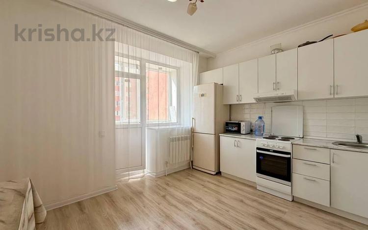 1-бөлмелі пәтер · 37.7 м² · 7/11 қабат, Тауелсиздик 34/10, бағасы: 22.9 млн ₸ в Астане, Алматы р-н — фото 4