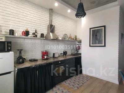 2-бөлмелі пәтер · 70 м² · 18/19 қабат, мкр Шубар, Кабанбай-батыра 4/2, бағасы: 42.9 млн ₸ в Астане, Есильский р-н