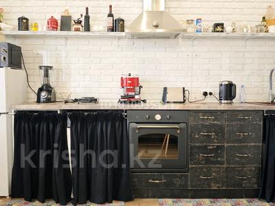 2-бөлмелі пәтер · 70 м² · 18/19 қабат, мкр Шубар, Кабанбай-батыра 4/2, бағасы: 41.4 млн ₸ в Астане, Есильский р-н