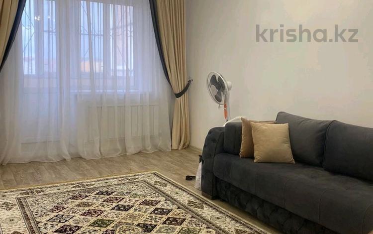 2-комнатная квартира, 65 м², 1/9 этаж помесячно, мкр. Алтын орда