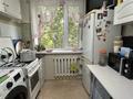 3-комнатная квартира · 48 м² · 3/5 этаж, Пришахтинск, 23й микрорайон 37 за 13 млн ₸ в Караганде, Алихана Бокейханова р-н