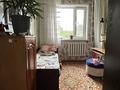 3-комнатная квартира · 48 м² · 3/5 этаж, Пришахтинск, 23й микрорайон 37 за 13 млн ₸ в Караганде, Алихана Бокейханова р-н — фото 3