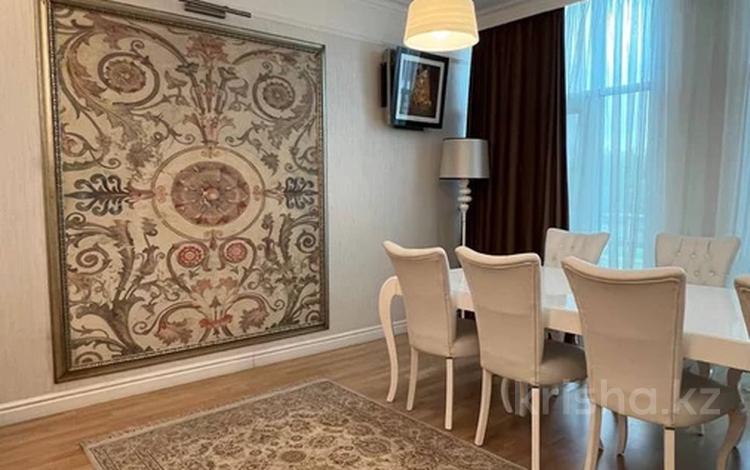 5-комнатная квартира · 194 м² · 3/7 этаж, Арай 49 за 180 млн ₸ в Астане, Есильский р-н — фото 2