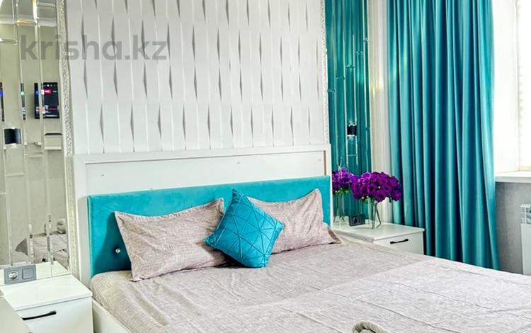 1-комнатная квартира · 54 м² · 6/10 этаж, мкр Нурсая, Таумуш Жумагалиев 15 за 15 000 〒 в Атырау — фото 2