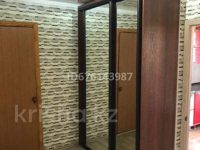Пәтерлер в Актюбинской обл.: 2-бөлмелі пәтер · 63 м² · 4/5 қабат · ай сайын, мкр 8, Абулхаирхана 64/1, бағасы: 170 000 〒 2-бөлмелі пәтер · 63 м² · 4/5 қабат · ай сайын, мкр 8, Абулхаирхана 64/1, бағасы: 170 000 〒 в Актобе