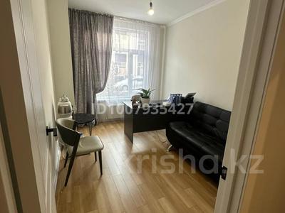 1-комнатная квартира · 33 м² · 1/3 этаж, Жангозина 61Б за 18 млн 〒 в Каскелене