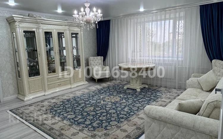 4-комнатная квартира · 118 м² · 3/3 этаж, Абая 49 б за 47 млн ₸ в Жезказгане — фото 2