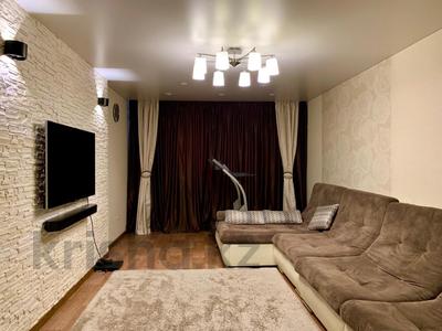 3-комнатная квартира · 120 м² · 9/10 этаж, мкр Аксай-4 55/1 за 68 млн 〒 в Алматы, Ауэзовский р-н