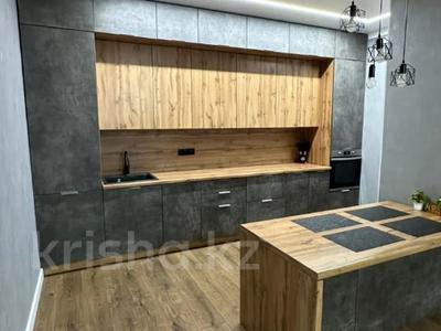 4-бөлмелі пәтер · 125 м² · 6/10 қабат, Самал, бағасы: 44 млн ₸ в Уральске