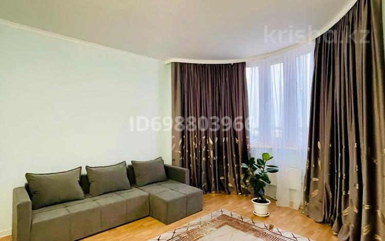 2-комнатная квартира · 96 м², Маметовой 111 — Маметовой - Айтиева за 20 000 ₸ в Уральске — фото 19