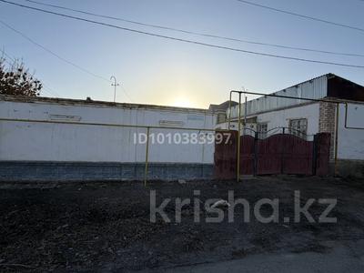 Үйдің бір бөлігі · 4 бөлме · 225 м² · 6 сот., Торалиев 16 — Муратбаев переулок Торалиев, бағасы: 40 млн 〒 в 