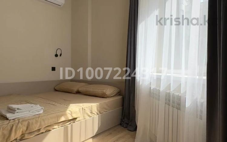 1-комнатная квартира · 28 м², Кабанбай батыра 252 за 18 000 ₸ в Алматы, Алмалинский р-н — фото 2