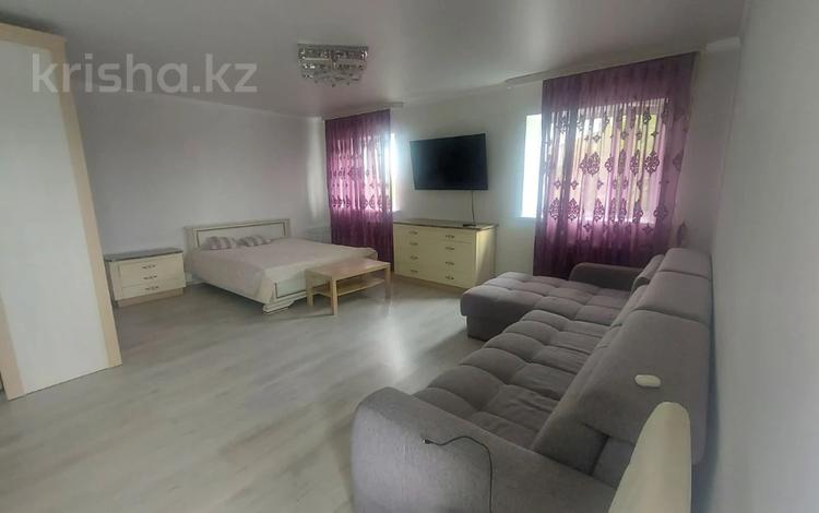 2-комнатная квартира · 51.5 м² · 3/3 этаж, Мира за 15 млн 〒 в Костанае — фото 2