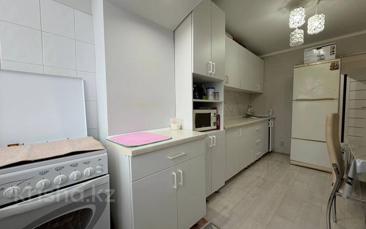 3-комнатная квартира · 55.7 м² · 6/9 этаж, проспект Абая за 17.5 млн ₸ в Актобе — фото 2