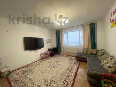 2-комнатная квартира, 71.1 м², 14/16 этаж, ул. Момышулы за 23.8 млн 〒 в Караганде, Казыбек би р-н