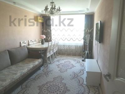 2-бөлмелі пәтер · 56 м² · 3/5 қабат, 2 ш/а. — Возле Дины, бағасы: 180 000 ₸ в Актобе, мкр 8