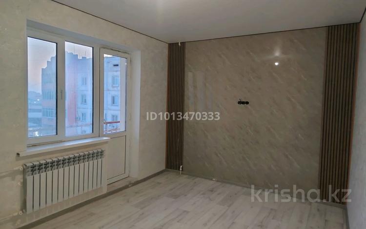 2-бөлмелі пәтер · 51 м² · 4/5 қабат, мкр СМП 163, смп 163 5б 24 — возле вокзал, бағасы: 17 млн ₸ в Атырау — фото 2