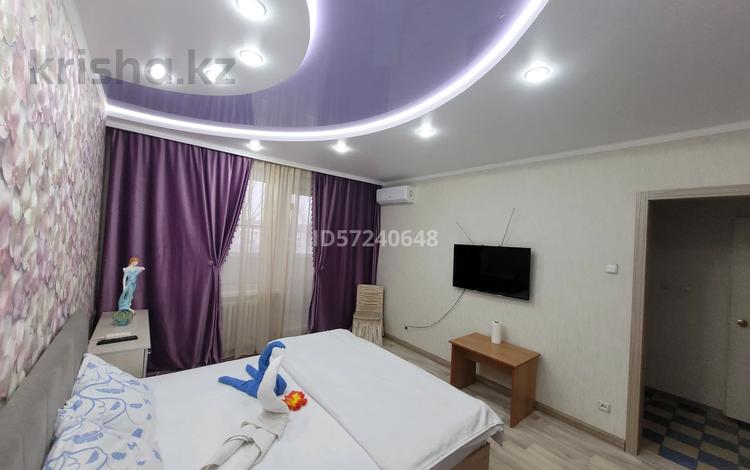 1-комнатная квартира · 35 м² · 6/9 этаж, 4 мкр 10 за 150 000 ₸ в Аксае — фото 6