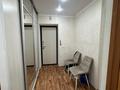 2-бөлмелі пәтер · 60 м² · 2/5 қабат, Улица Строителей 42, бағасы: 15 млн ₸ в Аксу
