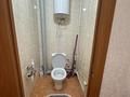2-бөлмелі пәтер · 60 м² · 2/5 қабат, Улица Строителей 42, бағасы: 15 млн ₸ в Аксу — фото 8