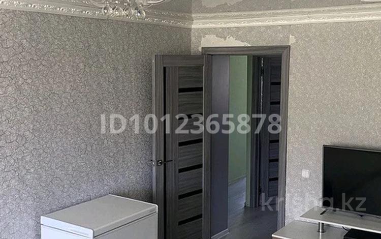 2-бөлмелі пәтер · 48 м² · 3/5 қабат, Кв-л Пришахтинск 18, бағасы: 11 млн ₸ в Караганде — фото 2