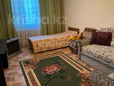 3-бөлмелі пәтер · 70 м² · 2/9 қабат, 4 микрорайон 40, бағасы: 180 000 ₸ в Аксае