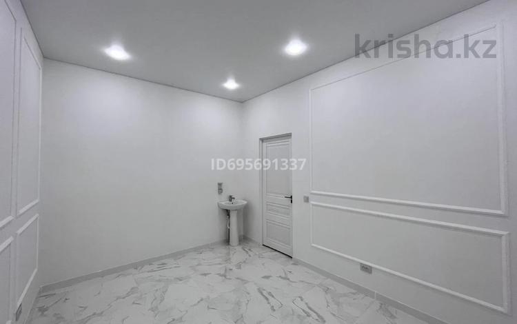 Салоны красоты, кабинеты и рабочие места, студии · 15 м² за 100 000 ₸ в Актобе — фото 4