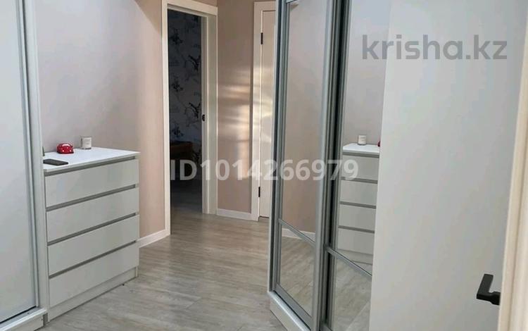 3-комнатная квартира · 64 м² · 4/7 этаж, мкр Юго-Восток, Муканова 80 за 35.5 млн ₸ в Караганде, Казыбек би р-н — фото 19