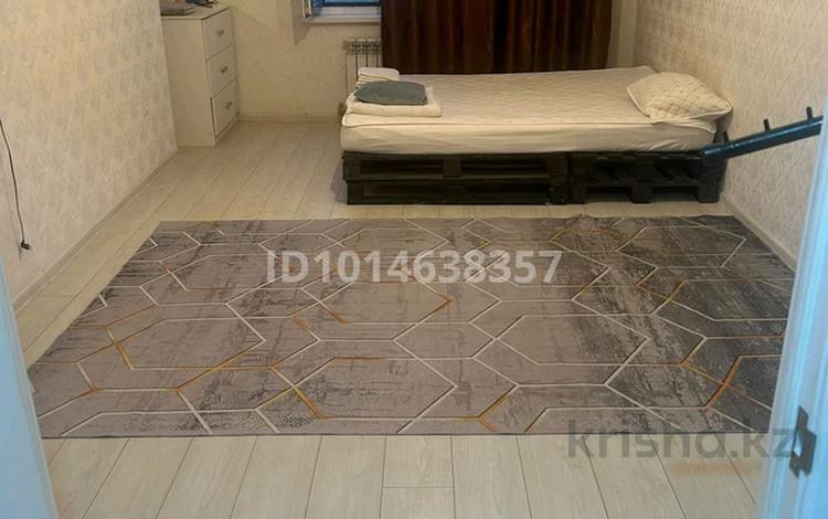 1-бөлмелі пәтер · 45 м² · 8/9 қабат, Байдибек би 5, бағасы: 2 500 ₸ в Шымкенте — фото 2