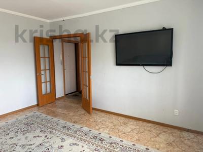 2-комнатная квартира · 53 м² · 3/5 этаж, Майкудук, Мкр Голубые пруды 11 за 17.5 млн ₸ в Караганде, Алихана Бокейханова р-н
