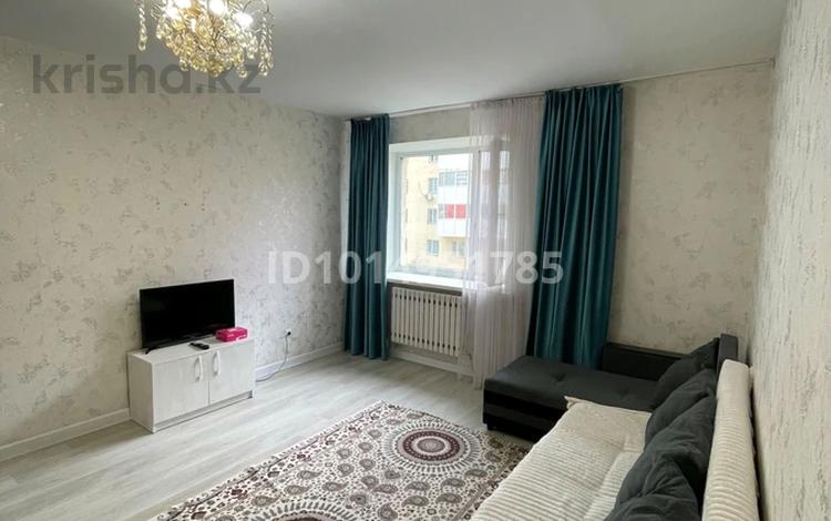 1-комнатная квартира · 40 м² · 2/6 этаж, Бейбарыс султан 5 — Бейбарыс султан, мирныйдом кольсай за 2 500 ₸ в Астане, Сарыарка р-н — фото 3