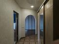 2-бөлмелі пәтер · 74 м² · 5/5 қабат, мкр Строитель, бағасы: ~ 23.7 млн ₸ в Уральске — фото 2