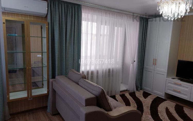 1-комнатная квартира, 34 м², 3/5 этаж помесячно, Сагадата Нурмагамбетова за 120 000 〒 в Павлодаре — фото 4