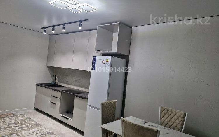 2-комнатная квартира · 69.6 м² · 1/12 этаж, мкр Алгабас, Омарова 1 за 250 000 ₸ в Алматы, Алатауский р-н — фото 2